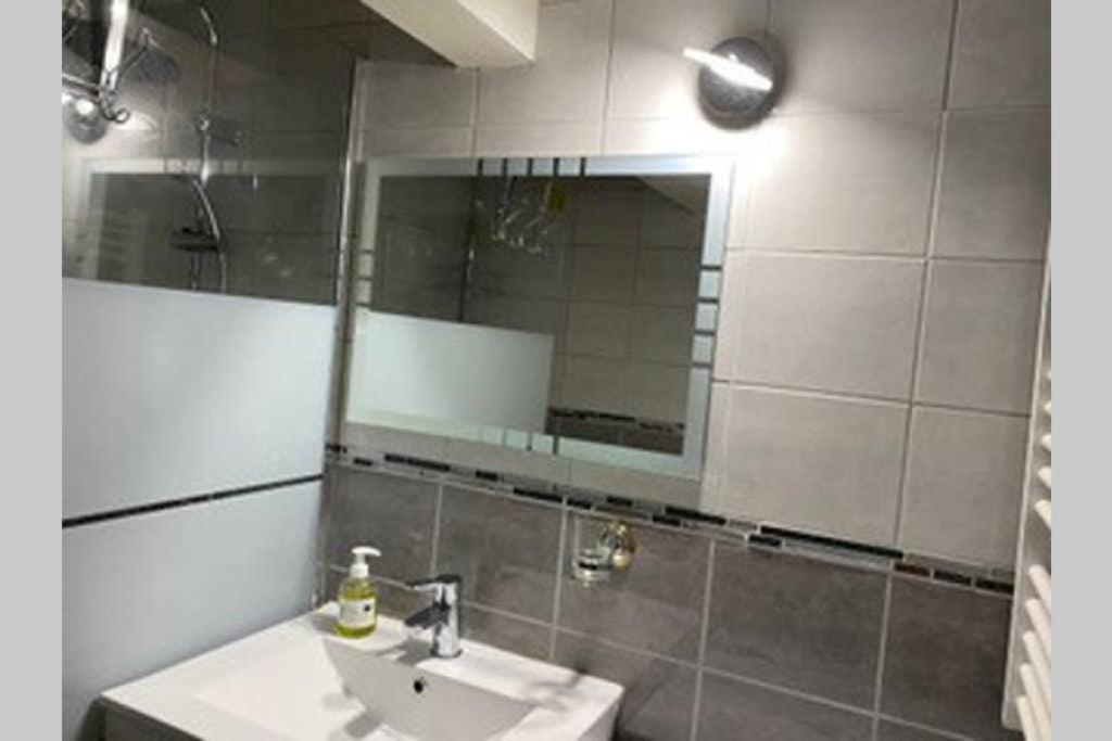 Calme Dans Maison De Village 60M2 Super Confort ديني-ليه-بان المظهر الخارجي الصورة